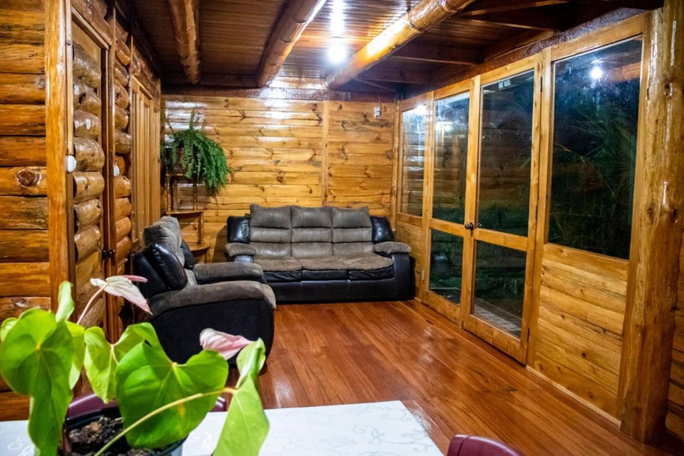 Hassinger Ranch Cabanas Oxapampa Quarto foto